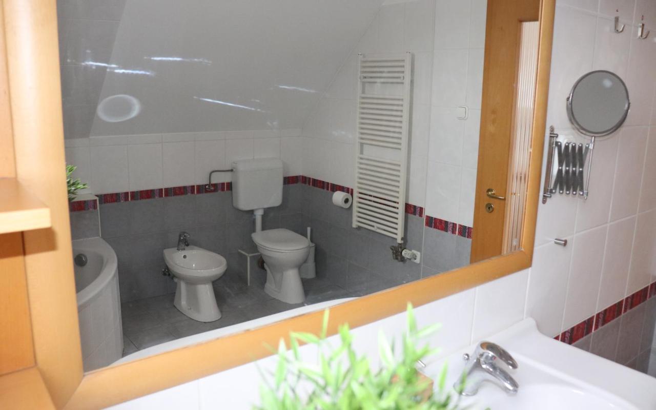 B6 Apartman 베스프렘 외부 사진